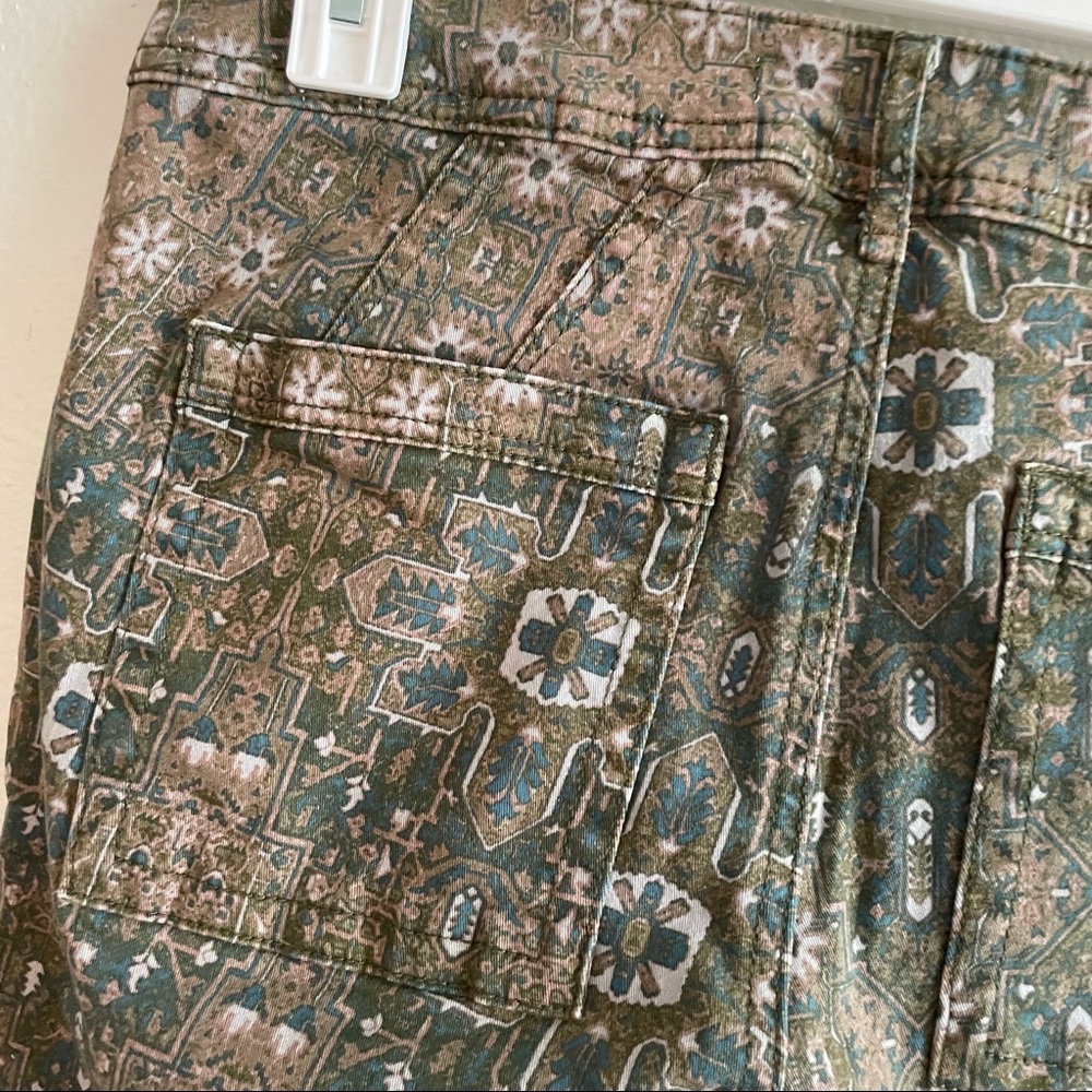 Anthropologie Cadet Slim Utility Pants Green Olive Multicolor Aztec print - Picture 12 of 16